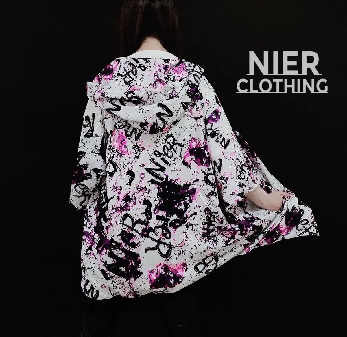 🎁本日〆切プレゼント企画🎁

こちらの当店オリジナル商品を

🎁4名様にプレゼント🎁

ユニセックスアイテムです🐰

◼応募方法
フォロー(<a href="/NieR_tokyo/">NIER CLOTHING</a>) &amp; RT
◼締切〆  本日24時

※鍵垢の方も対象内です。
是非ご参加ください🙇‍♂️🙇‍♀️