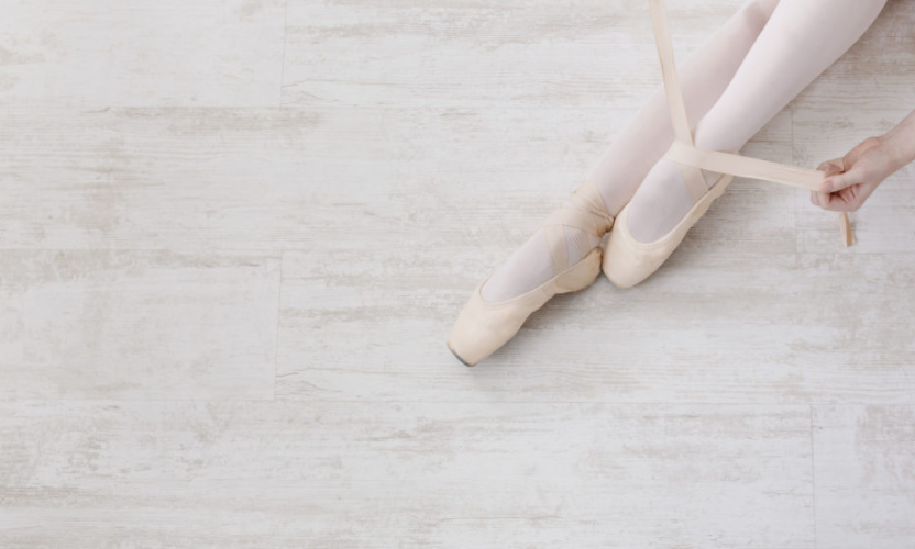 OximesaNG_TRD's tweet photo. El #BalletFit es la última tendencia en el mundo del fitness, combina los pasos básicos de esta disciplina con las sentadillas 😊 #DíaMundialdelaDanza https://t.co/qLo2En5pna https://t.co/FBZnQ17i1W