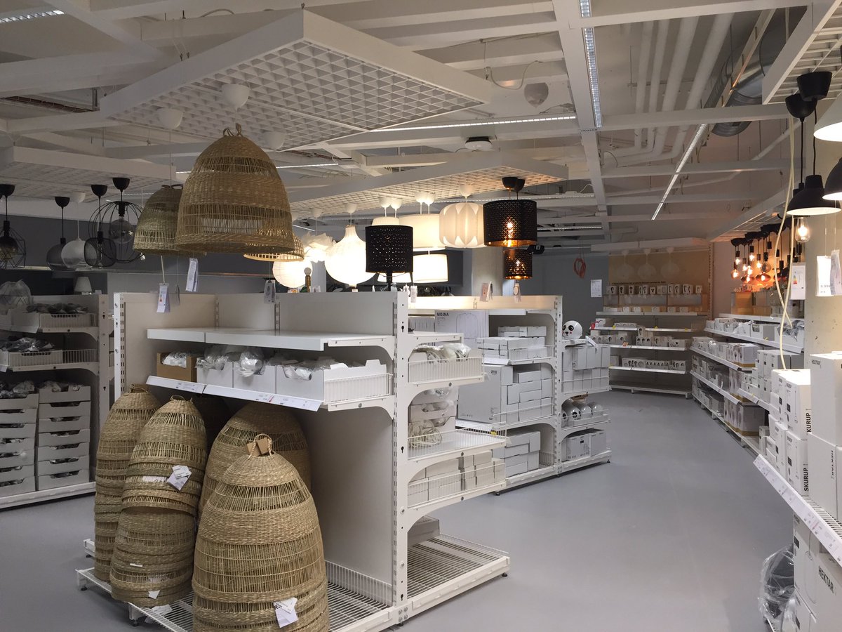 LSAconsommation's tweet photo. Ikea Décoration, un nouveau format qui ouvrira le 23 juin en face de la nouvelle Samaritaine, 2900 m2, 1900 références. https://t.co/JicurVsOma