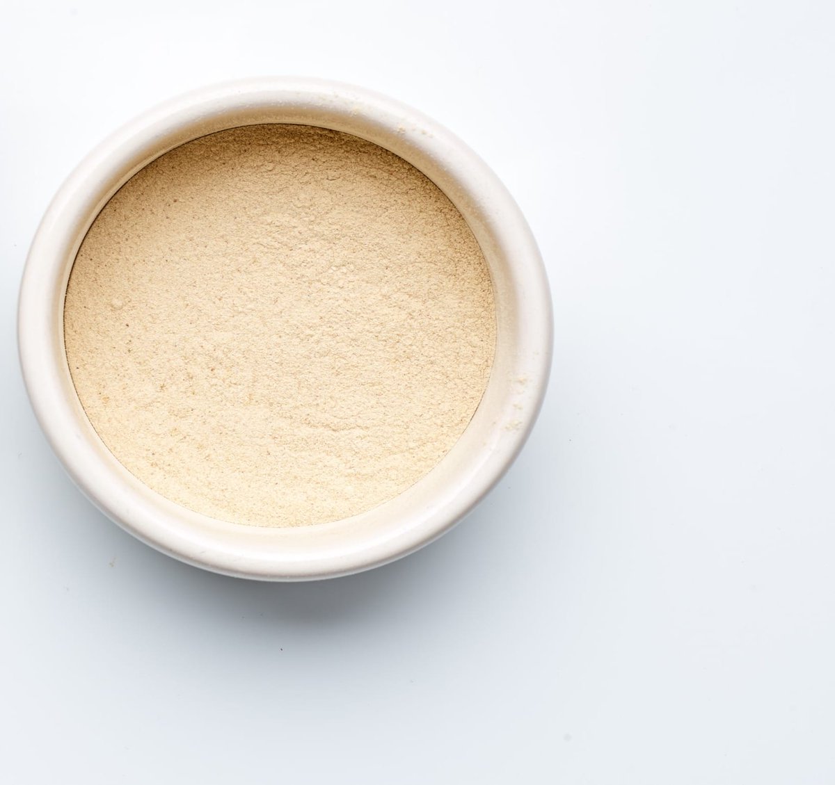 We use maca root powder in all our chocolates.

It brings a wealth of vitamins and minerals, including all essential amino acids (the building blocks of our immune system).

An old Incan treasure!

Only the finest ingredients!

#treatyourselfbetter #maca #rawchocolate #chocolate