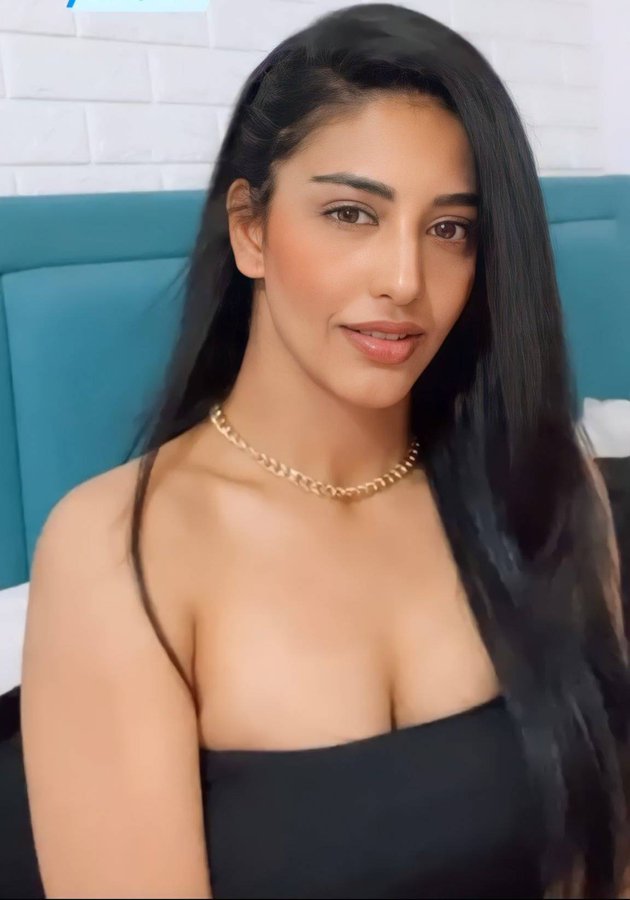 E0IS4H4VIAEyVLk?format=jpg&name=900x900