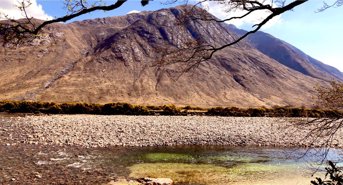 Glen Etive Scotland 🏴󠁧󠁢󠁳󠁣󠁴󠁿 @VisitScotland #scotland #glenetive #VisitScotland #roadtrip