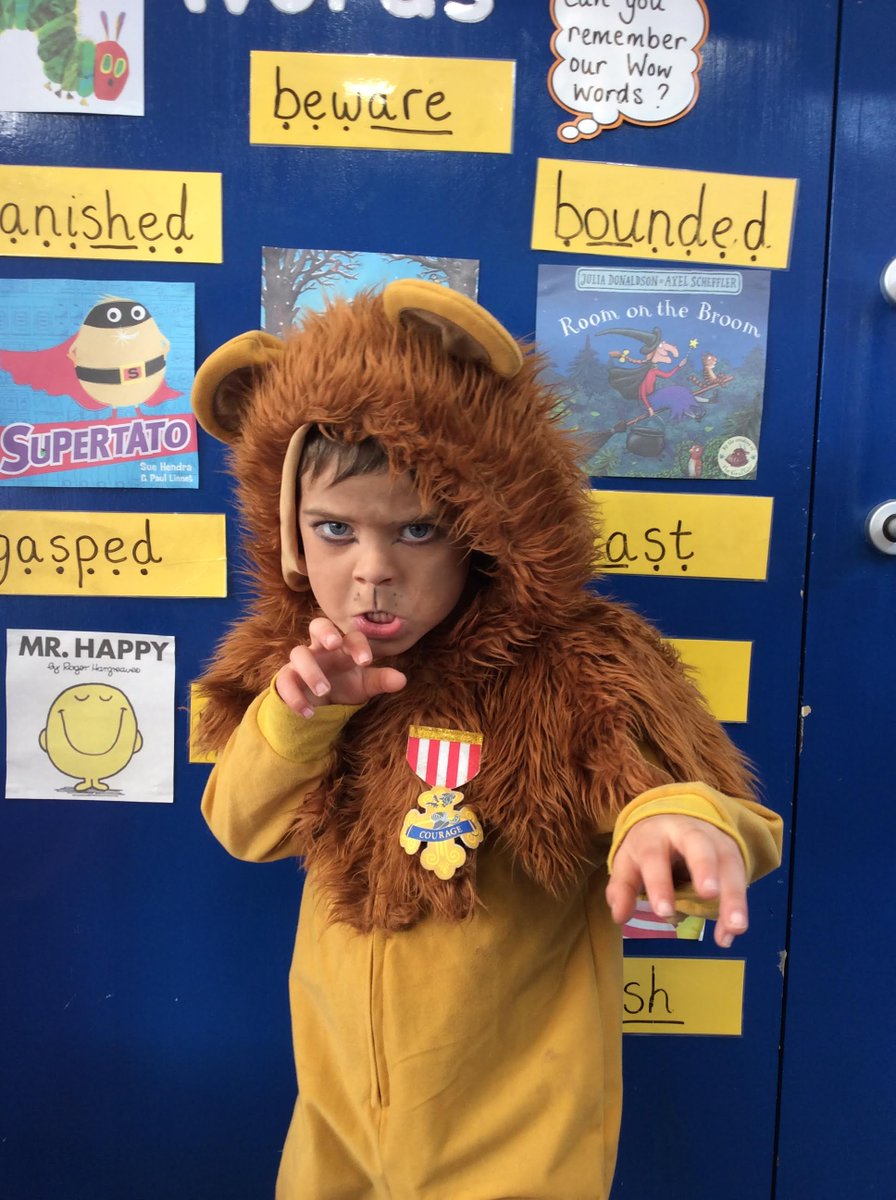 IvesonPrimary's tweet photo. Some fantastic costumes for World Book Day in Reception, Robins 1! Well done! #worldbookday #storycharacters https://t.co/0umjkB6tCa