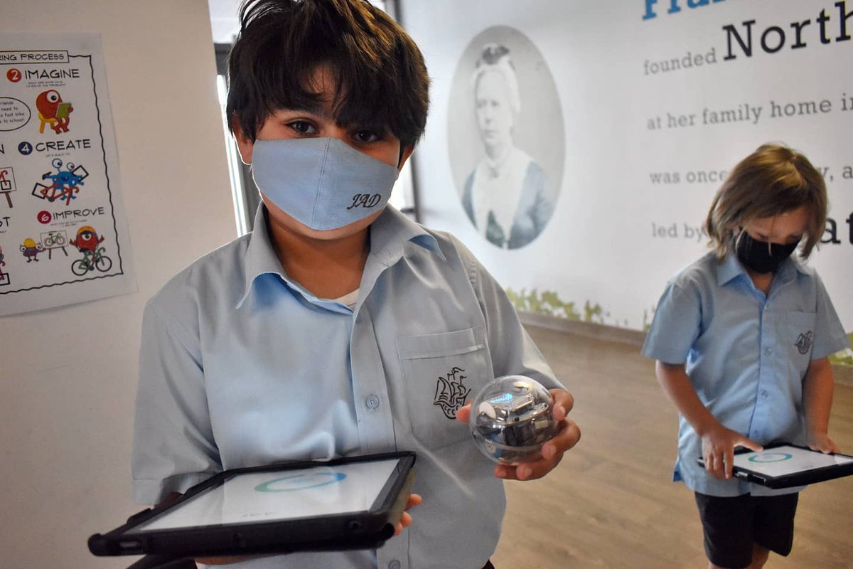 NLCSDubai's tweet image. Our First School students have been learning about programming using the  #SpheroBolts to control speed and direction. 
It was wonderful to see them in action. Well done Grade 1! 

#NLCSDubai
#stemeducation #loveoflearning  
#programming #spherobolt #dubaischools