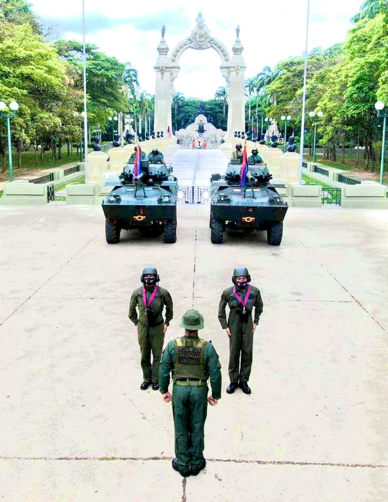 Blindados a Rueda del Ejército Bolivariano - Página 7 E0I_SEuWYAkM6Y2?format=jpg&name=medium