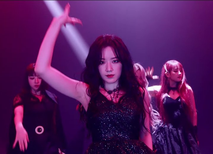 #GIDLe hashtag on Twitter