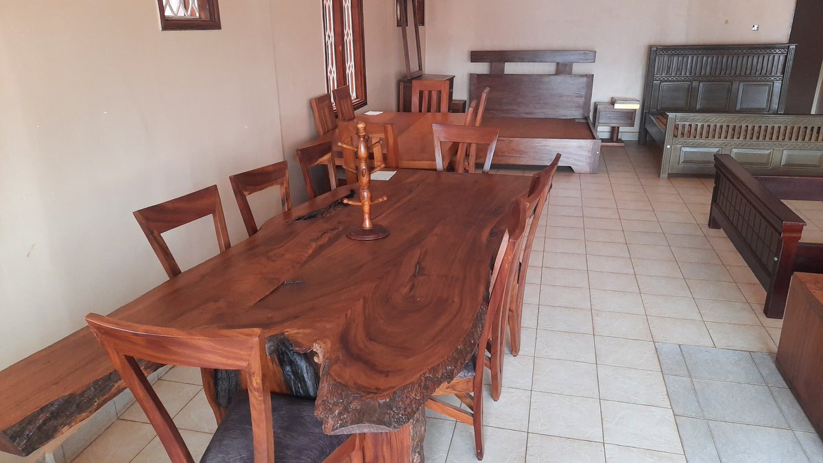CreativeHomesFS's tweet photo. Add class into your home with our 8/10 seater Log dining set.
The only place you can find "Where Creativity Meets Living"
Located in Ntinda opposite Naalya-Kiwatule Stage. https://t.co/akkQaPSfAD
