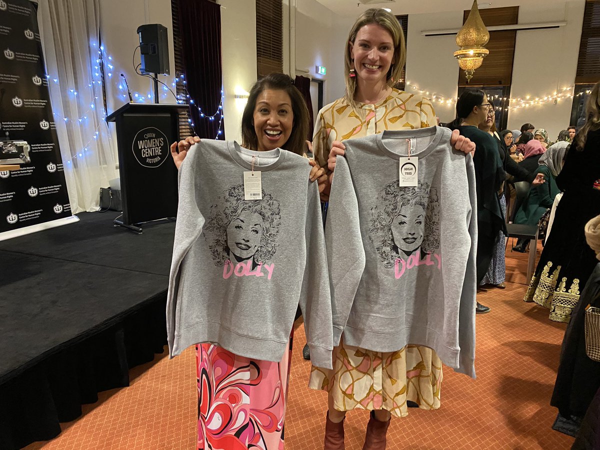 ... one of our Iftar guests ran SO QUICKLY down to catch the slip before closing I didn’t even get to learn her name. Can you guess what she bought?! OF COURSE YOU CAN! Here are she and  @Katie_Footscray at the Iftar dinner.