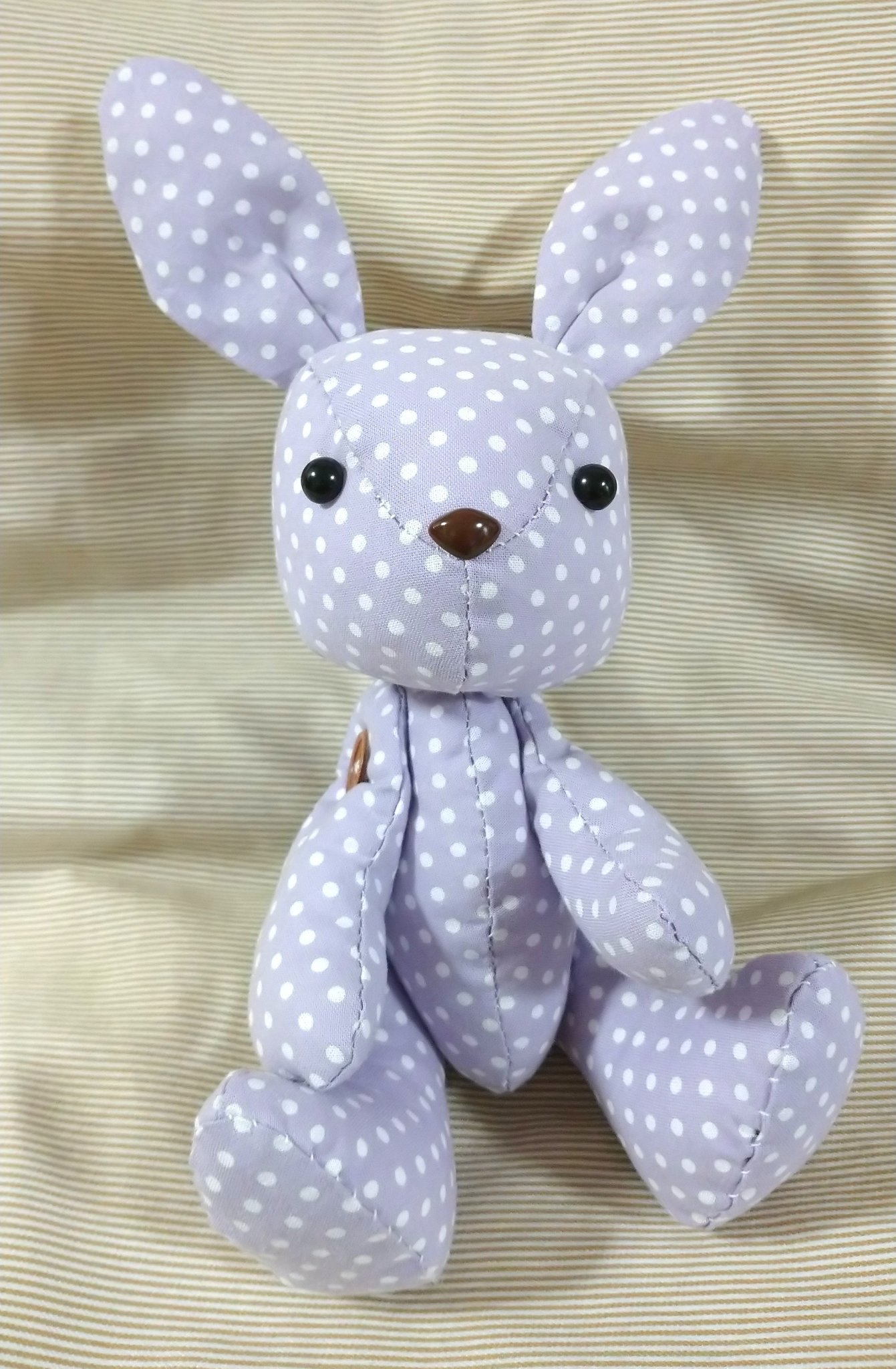 みお トーカイさんで買ったうさパターン 型紙 さし目 さし鼻 ボタンのセット でうさぎのぬいぐるみ作りました T Co Hkmxfvksmo Twitter