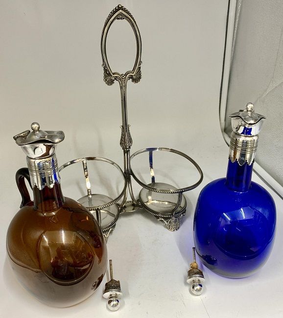 An Antique Silver Plated Decanter Frame & Decanters c.1850 for sale from The Antique Seller: buff.ly/3aNjIdM
#antiques #antiquedecanters #decanters #antiquesforsale #loveantiques