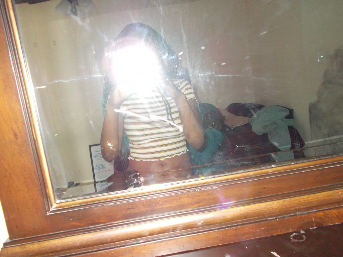 MaiyaMercedess's tweet photo. The Goth Next Door! My computer is working again! #gothnextdoor #flash 

https://t.co/zKawKYWbcZ https://t.co/ozSGJUZnju