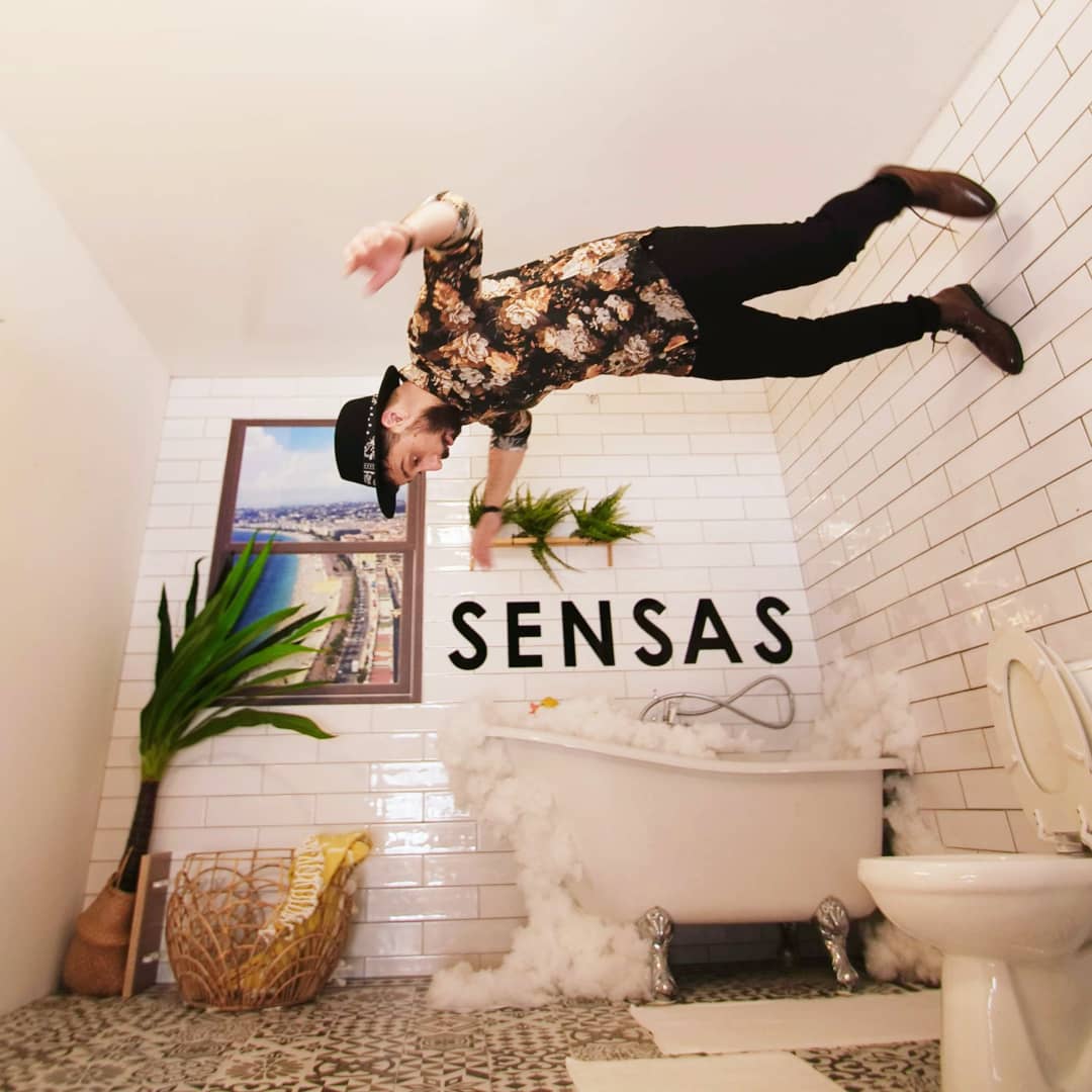 Le clip “ Gravité ” a été tourné il y a une dizaine de jours à Nice 🔥
C’était un weekend épuisant mais nous avons fait de superbes rencontres et nous avons vécu encore une fois des moments inoubliables. Le clip devrait être à la hauteur de nos espérances !

#musique #music