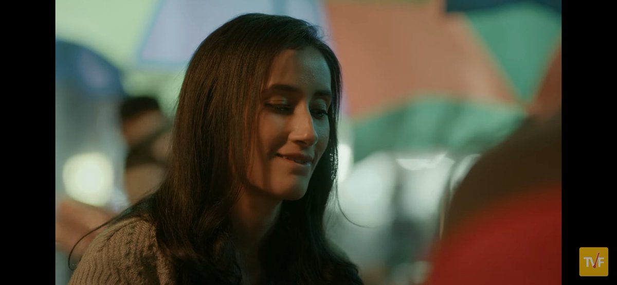 amlan_4's tweet photo. @namita_dubey This lip bite scene is 😍💕🌹 https://t.co/bxgGhKISHy