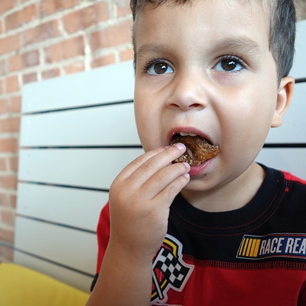 tasteproject_'s tweet photo. Even our youngest Taste Buds love our crispy potatoes! Breakfast or lunch, they are served all-day!!! #paywhatyoucan #openforbreakfast #openforlunch #openforgood https://t.co/JRAQP8fUXB