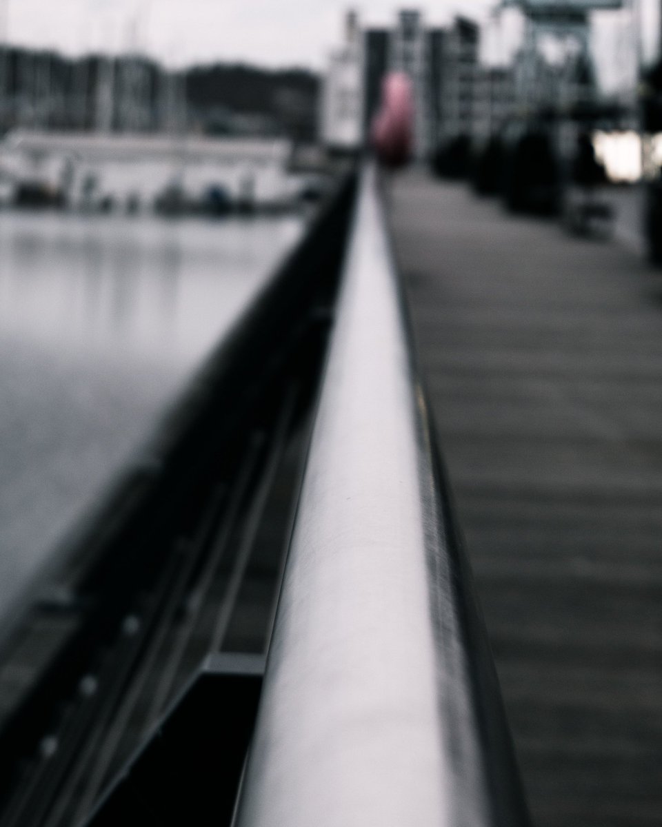 2swiftphotos's tweet photo. Hey! First post of sharing my photography on this platform let’s see how it’s goes #dof #depthoffield #medway #chathamdockside #moodytones https://t.co/2SWVFiiGYD