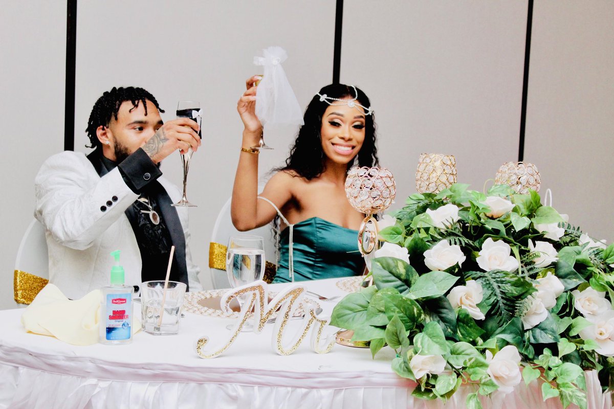 dejamishe's tweet photo. I’m really married to the love of my life. I’m really a wife. #MRSREED 💍 ❤️🤞🏽 https://t.co/JCP2goggUk