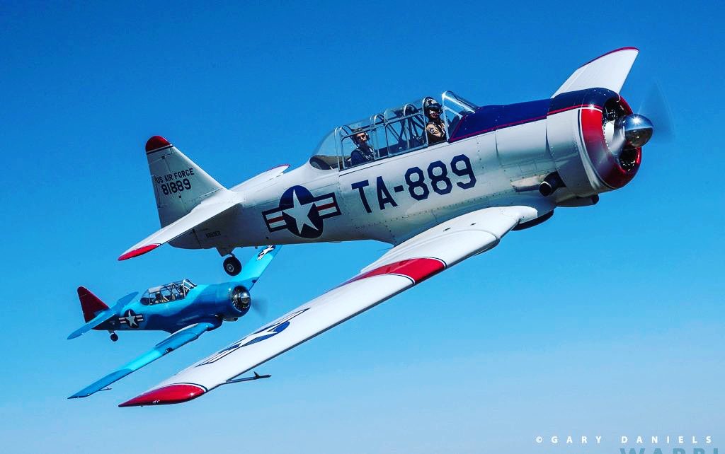 WarbirdsNews's tweet image. After its cancellation in April 2020, the 12th Annual Fredericksburg Invitational Texan Roundup finally took place in Fredericksburg, Texas between April 23-25, 2021. Read the report bit.ly/3aP2zAg

#t6mafia #warbirds #t6texan #aviation #avgeek #wwii