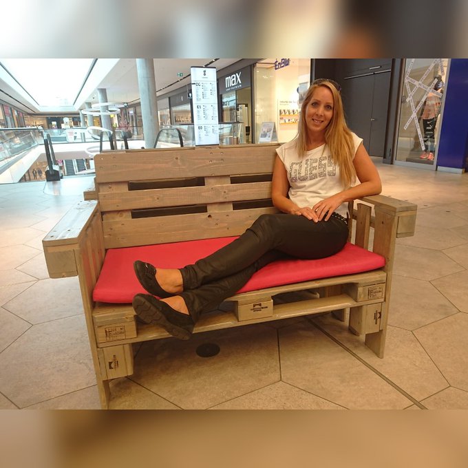 Wer vermisst auch das shoppen 🛍   @AnnabelMassinas #annabelmassina     #modeling #model #hobbymodel #alternativemodel<a class="tags" href="/tag/annabelmassinas">@annabelmassinas</a><a href="/tag/annabelmassina"class="tags">#annabelmassina</a><a href="/tag/leather"class="tags"><span>#leather</span></a><a href="/tag/photooftheday"class="tags"><span>#photooftheday</span></a><a href="/tag/instagood"class="tags"><span>#instagood</span></a><a href="/tag/smile"class="tags"><span>#smile</span></a><a href="/tag/model"class="tags"><span>#model</span></a>