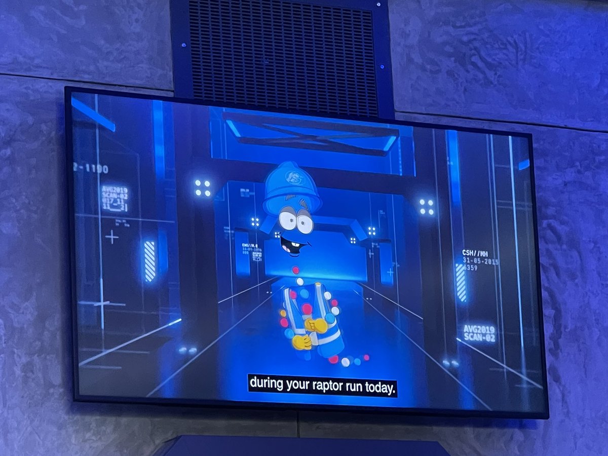 ViewsAndQueues's tweet image. the true star of the ride