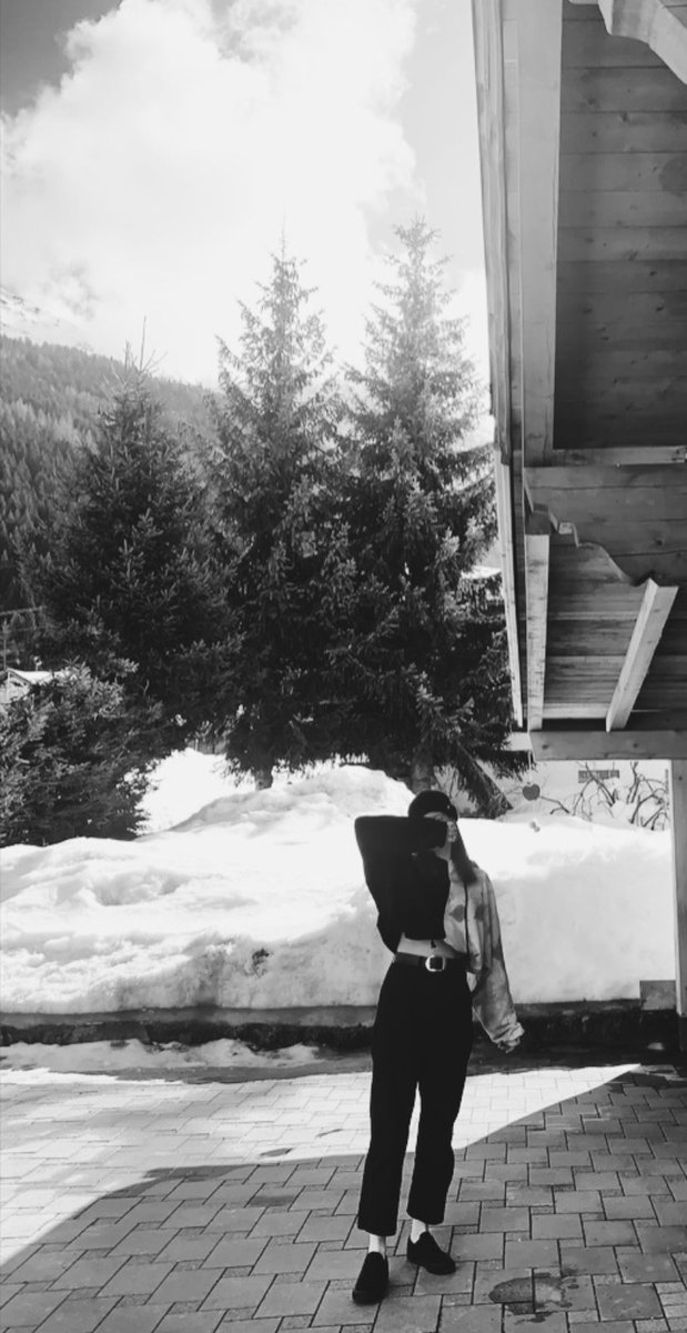 RosaisnotLila's tweet photo. #TRIPOUTTONIGHT
#thisiscro
Christina‘s Life is a trip
@thisiscro ❤️ https://t.co/6iVQIrj1oa