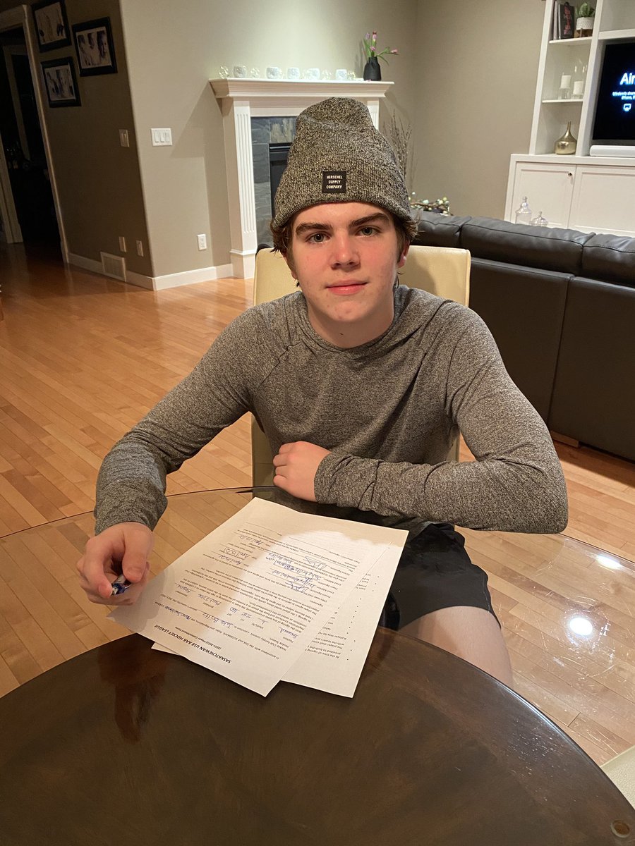 We’re excited to announce the signing of ‘06 F Jake Briltz of Regina, Sk. Jake put up 43 pts (16🚨, 27🍎) in 36 games in U15AA. This year with the Regina Pat Blues he put up 6🚨, 6🍎 in 5 games.

Welcome to the Warriors Jake! 🏒🥅🚨