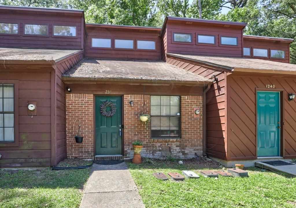 CBHartung's tweet image. Just listed by Christie Perkins in #Tallahassee #FL. 1238 High Road! Please retweet!  tour.corelistingmachine.com/home/BGETQW