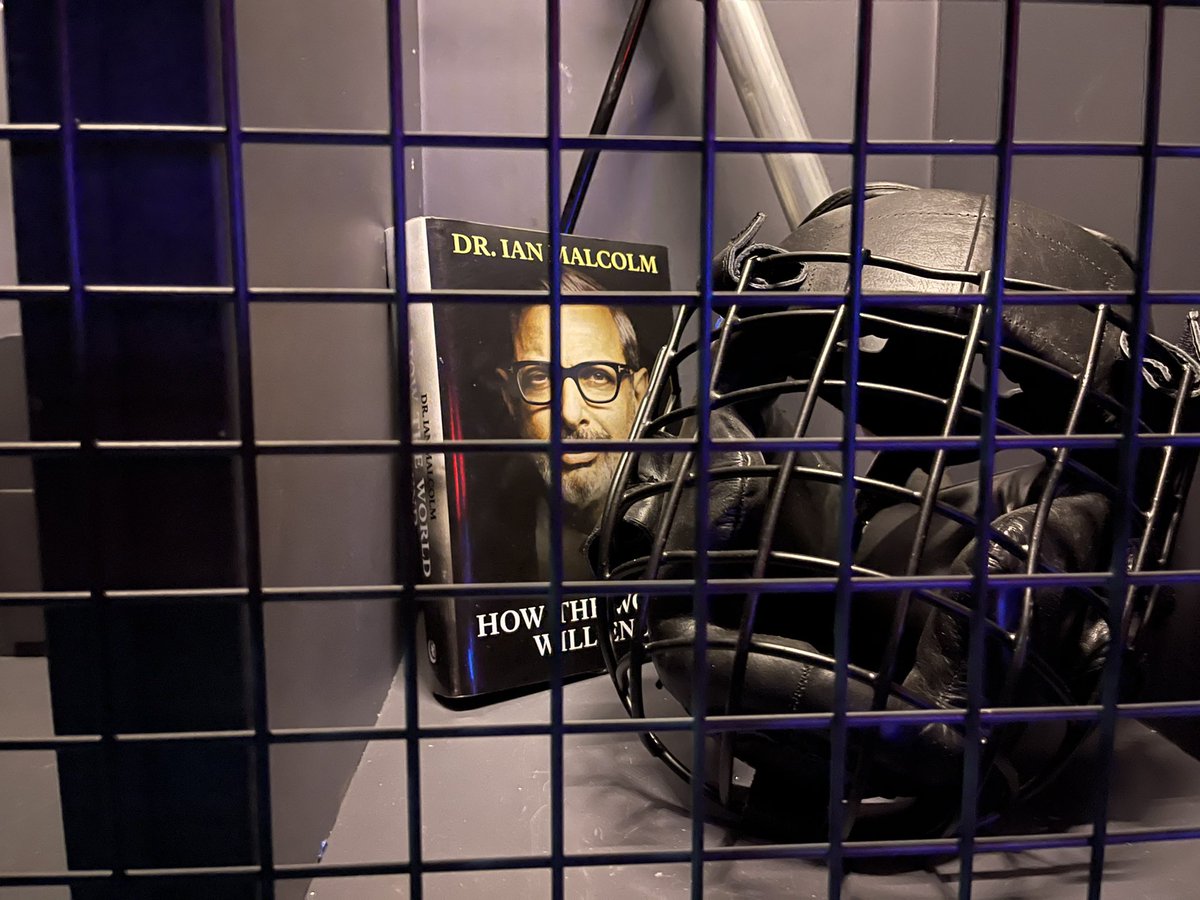 ViewsAndQueues's tweet image. easter eggs