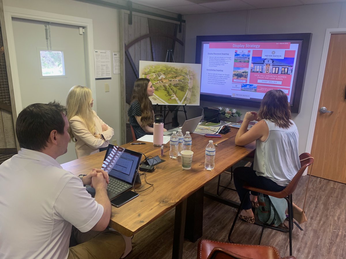 SmartTouchInt's tweet image. We spent the afternoon with Erika from Meyer Ranch reviewing our Q1 marketing results and reimmersing in community plans and the New Braunfels community.