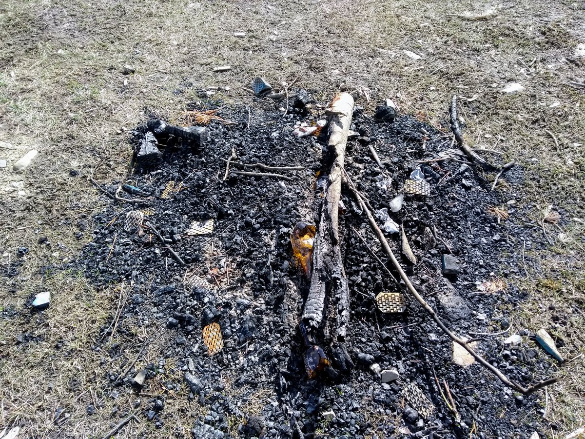 McLean Creek is also popular for random camping. As someone who does this, one of the key things is "leave no trace." That doesn't apply here. There are abandoned campsites everywhere, some very close to water.Exhibit 3 - garbage, spent shells, and firepits full of trash 4/6