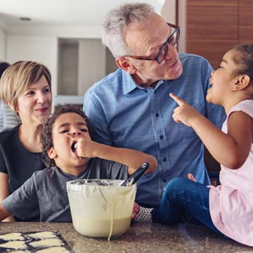 "The most indispensable ingredient of all good home cooking: love for those you are cooking for." - Sophia Loren
#cooking #love #SophiaLoren #CaptionMate #CallsYouCanSee