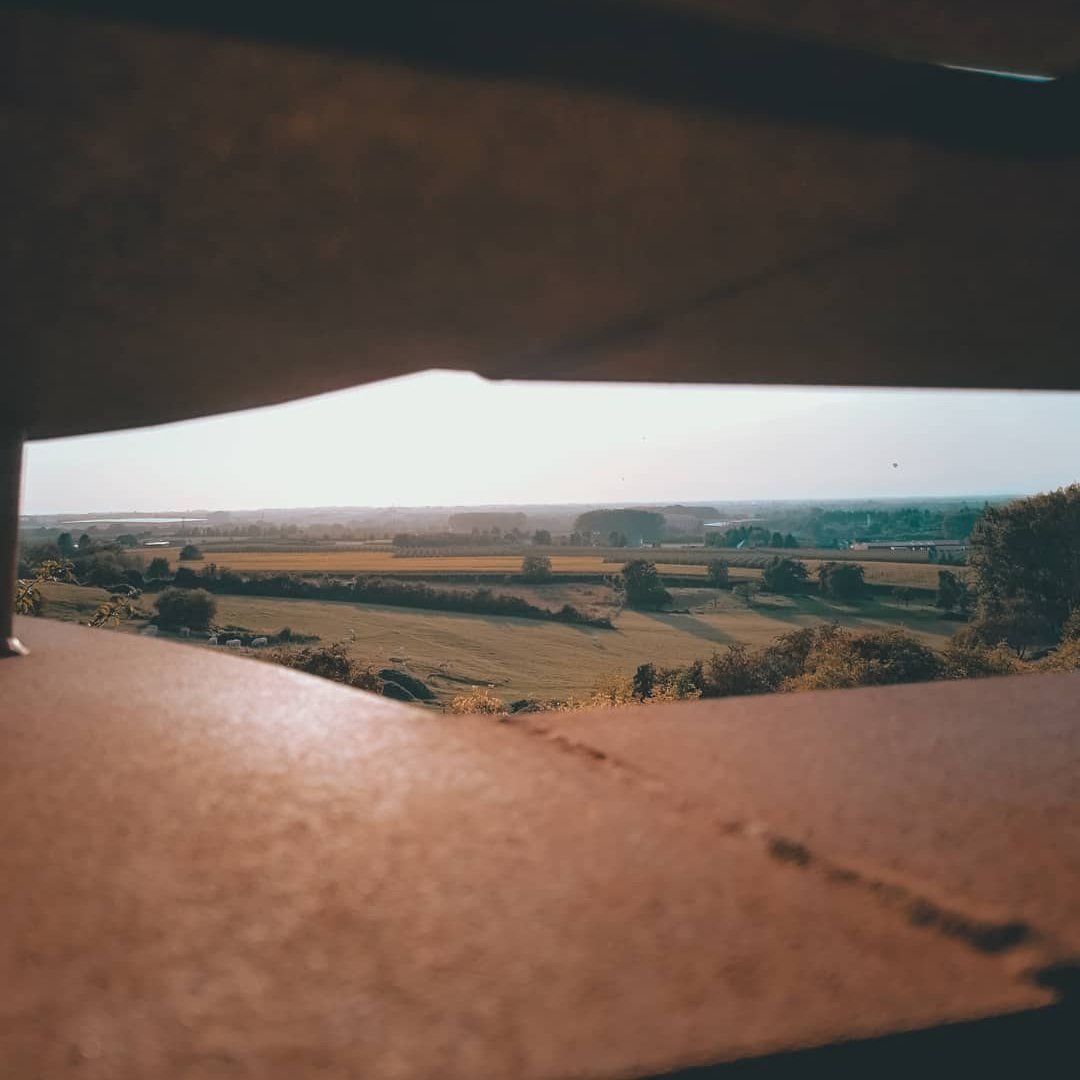 visitflandersfr's tweet photo. Dans le #Limbourg, au moment du coucher du soleil, l'église transparente de #Looz est une oeuvre d'art à part entière, qu'on la découvre de l'extérieur ou de l'intérieur ⛪️☀️
📸: Rowan Devalle
#VisitFlanders #Limburg @VisitLimburg https://t.co/CIzXD3FGij