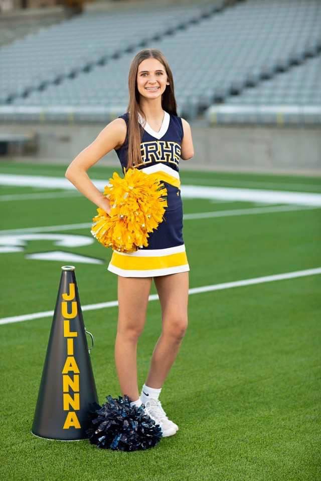 aggiefanclark's tweet photo. @richeisen @Shaquemgriffin @nflnetwork @Seahawks Hey @richeisen @NFLGameDay @Shaquemgriffin this was 3 years ago and now Julianna is a varsity cheerleader at her high school! Made the team as a freshman! https://t.co/epQmLDmUDR