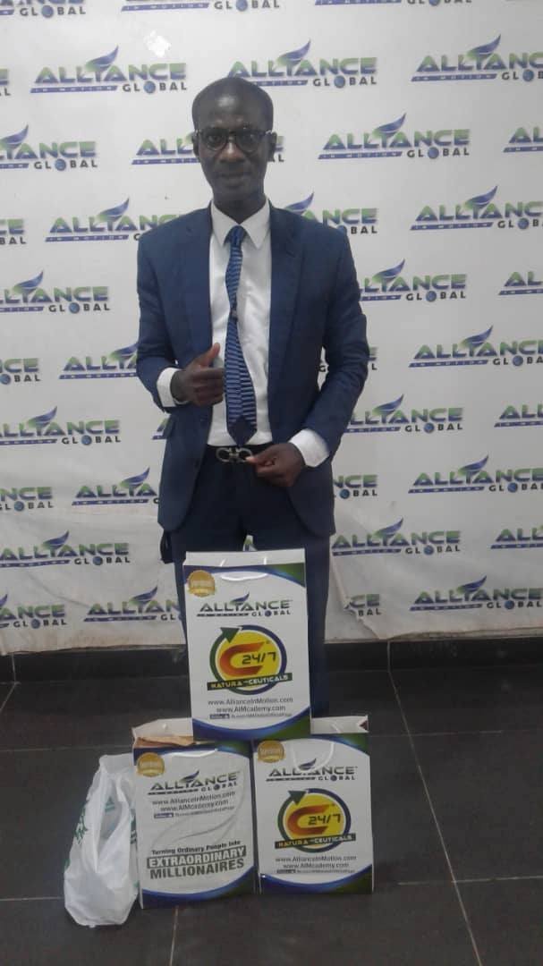 b_royette's tweet photo. Congratulation Coach Thomas Papaye for successfully Claiming your package the Office at the State of Ghana
#GoFor7Accounts
#Aimpower
#WarriorsAfricaExpansion https://t.co/y1CniJ9x3x