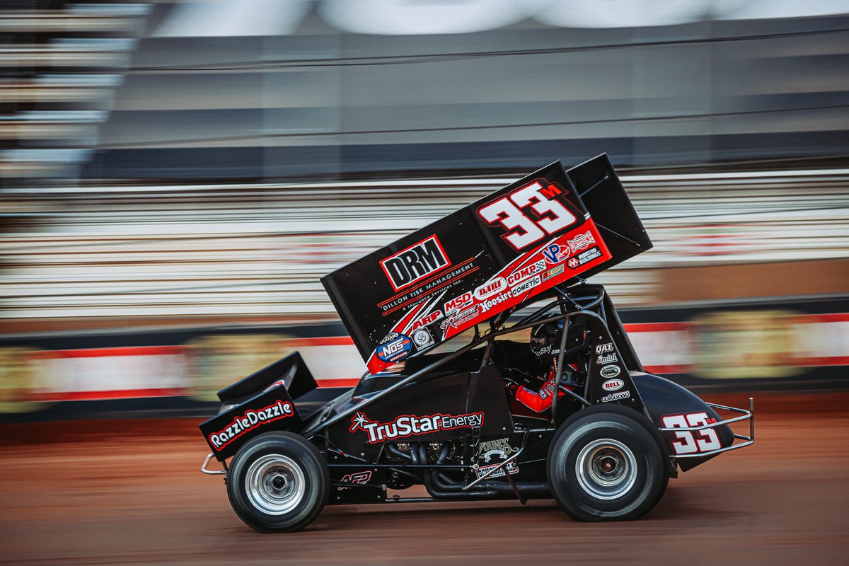 It’s Raceday at <a href="/jaxspeedway/">Jacksonville Speedwa</a> tonight with <a href="/WorldofOutlaws/">World of Outlaws</a>. #MDR