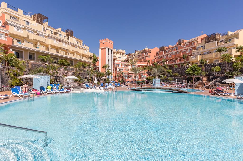 Apex_Travel's tweet photo. 🤩All Inclusive Tenerife🤩
📆1st July 2021 for 7 nights
3* Granada Park, One bedroom apartment
🍹All Inclusive
Flights from Birmingham &amp; Transfers
👉From £554pp  - https://t.co/wEkHOt45bE https://t.co/vTKvP2aAPI