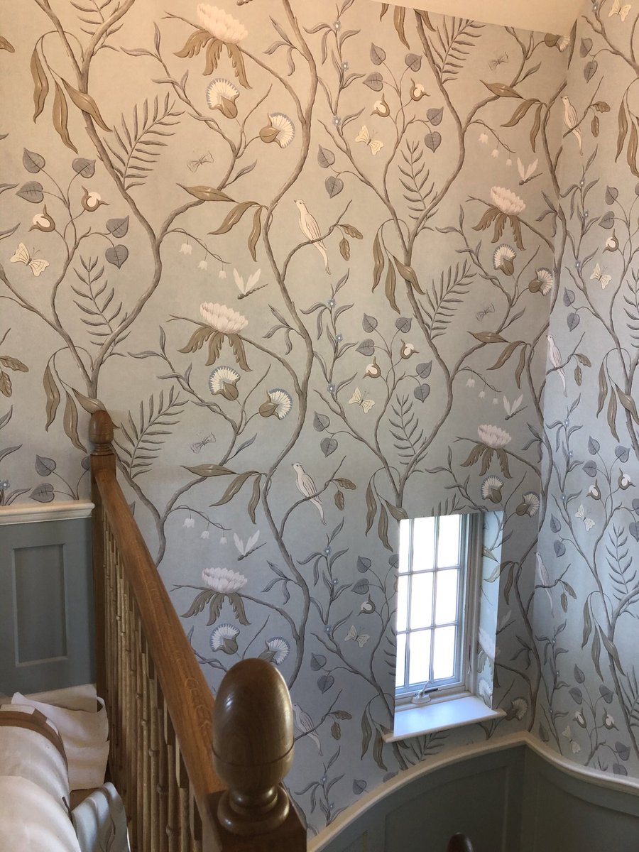 Popped over to Alderney to see how one of paper hangers Phil is getting on. Extremely difficult 120cm hand printed wallpaper, but client is very happy and I’m very proud of the quality of his work👌🏼