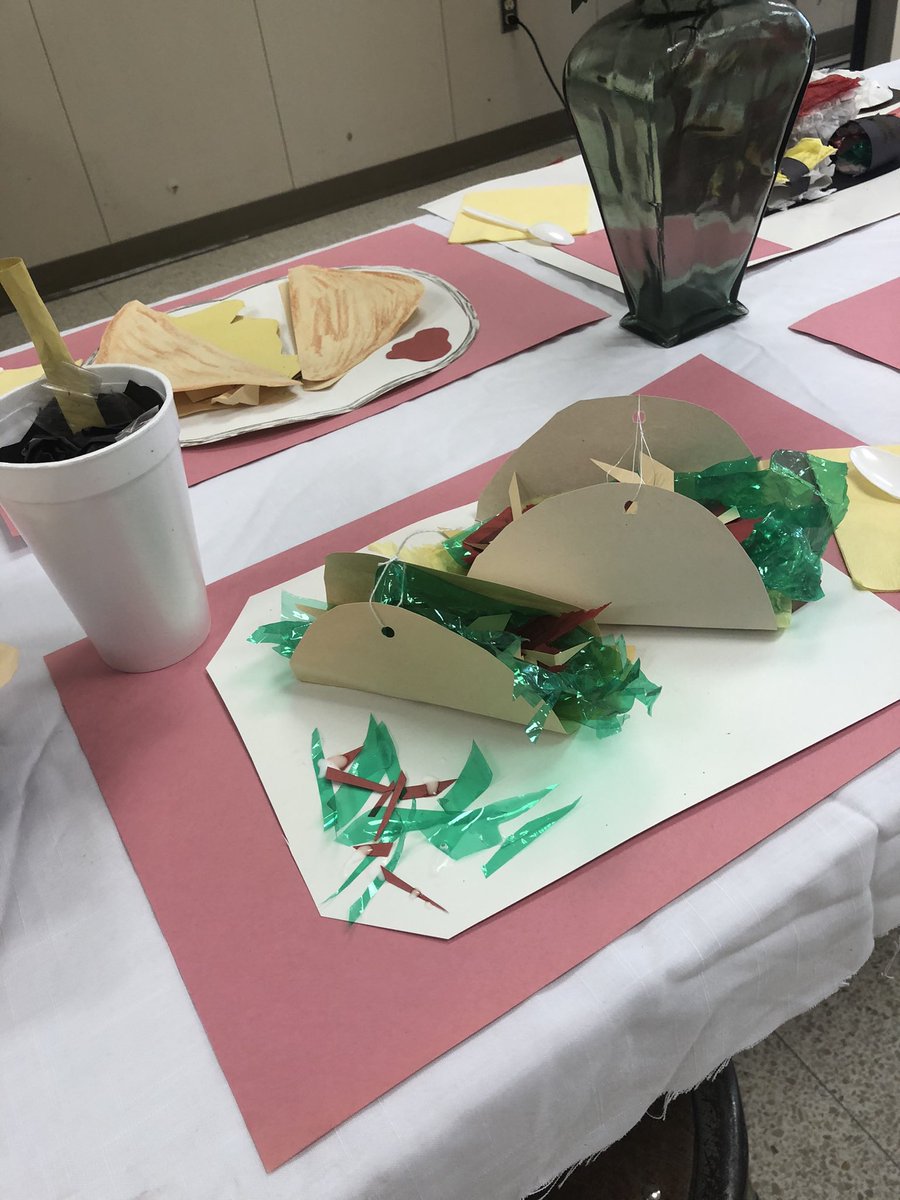 Who wants to eat! My 6th grade art students making food sculpture #greatart #aldineart <a href="/docstdcbs/">Cedric B Stewart</a> @NoTeacherLikeMe <a href="/csanders0001/">Cheryl Sanders</a> <a href="/GeekSquad5000/">B. Honore' M. Ed.</a> <a href="/Houston_AISD/">Houston Academy - Aldine ISD</a> @MagnetStars <a href="/AldineISD/">Aldine ISD</a>