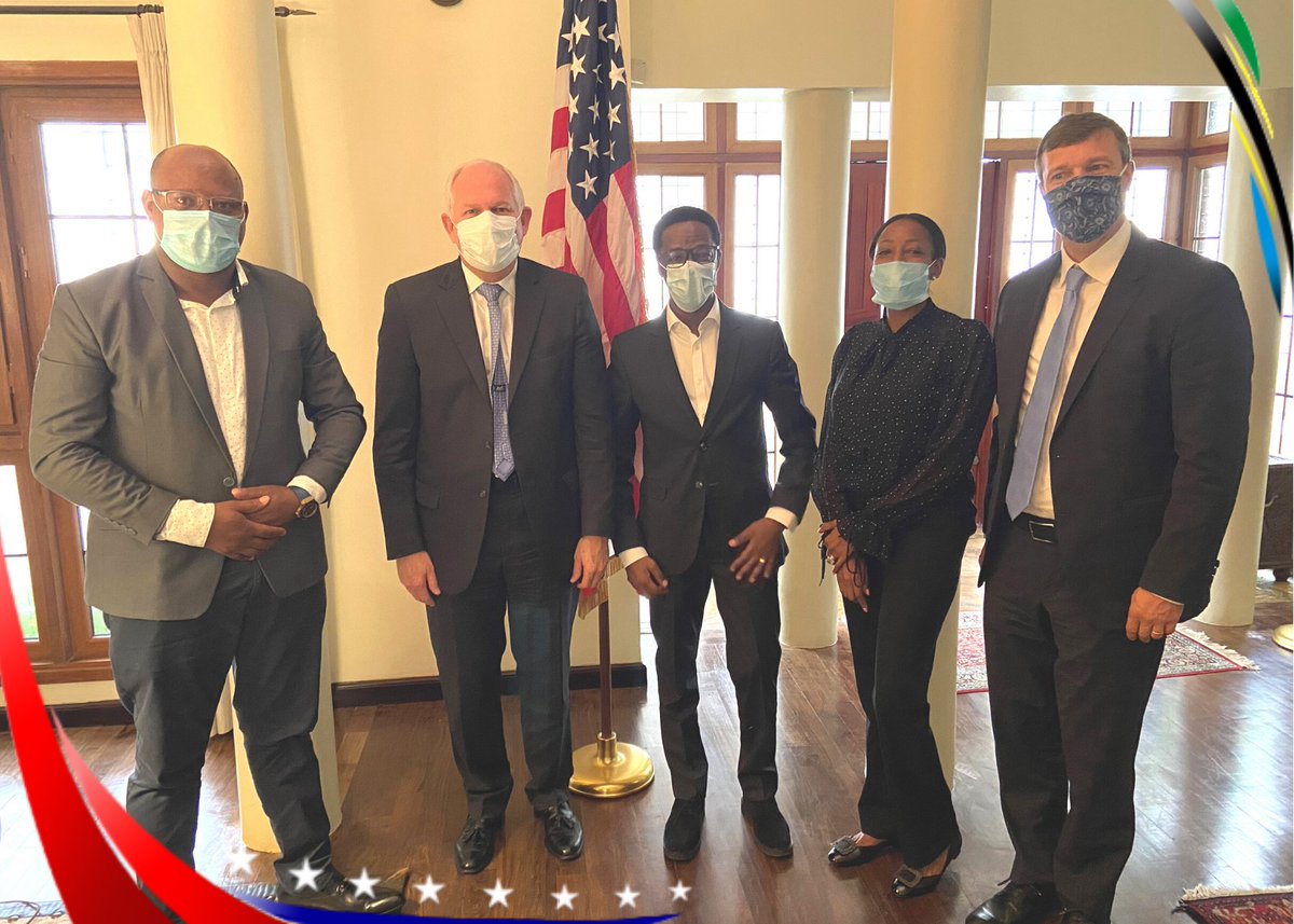 dailynewstz's tweet photo. @USAmbTanzania meets with executives from #Songas to discuss "ways to meet #Tanzania's #energy needs while maintaining a commitment to combating climate change. We believe U.S. technologies can play an important role in both of those efforts."
@usembassytz https://t.co/3GqNSFS15q