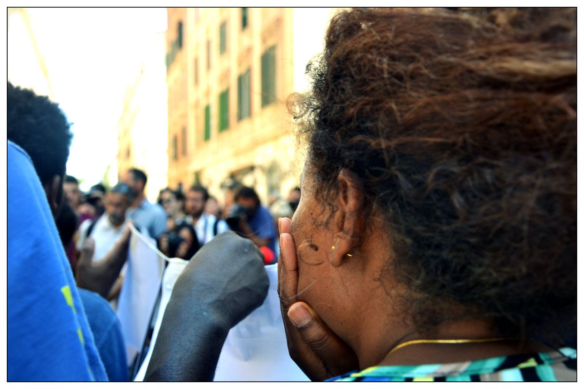 𝗖𝗶𝘁𝘁𝗮𝗱𝗶𝗻𝗮𝗻𝘇𝗮, 𝗼 𝗮𝗰𝗰𝗲𝘀𝘀𝗼 𝘀𝗲𝗹𝗲𝘁𝘁𝗶𝘃𝗼 𝗮𝗶 𝗱𝗶𝗿𝗶𝘁𝘁𝗶
Se cade il velo del pretesto identitario: come rivoluzionare le prospettive sulla cittadinanza

di Laura Morreale, Redazione community

👉 𝗟𝗲𝗴𝗴𝗶 𝗾𝘂𝗶 » bit.ly/3eGHXeD