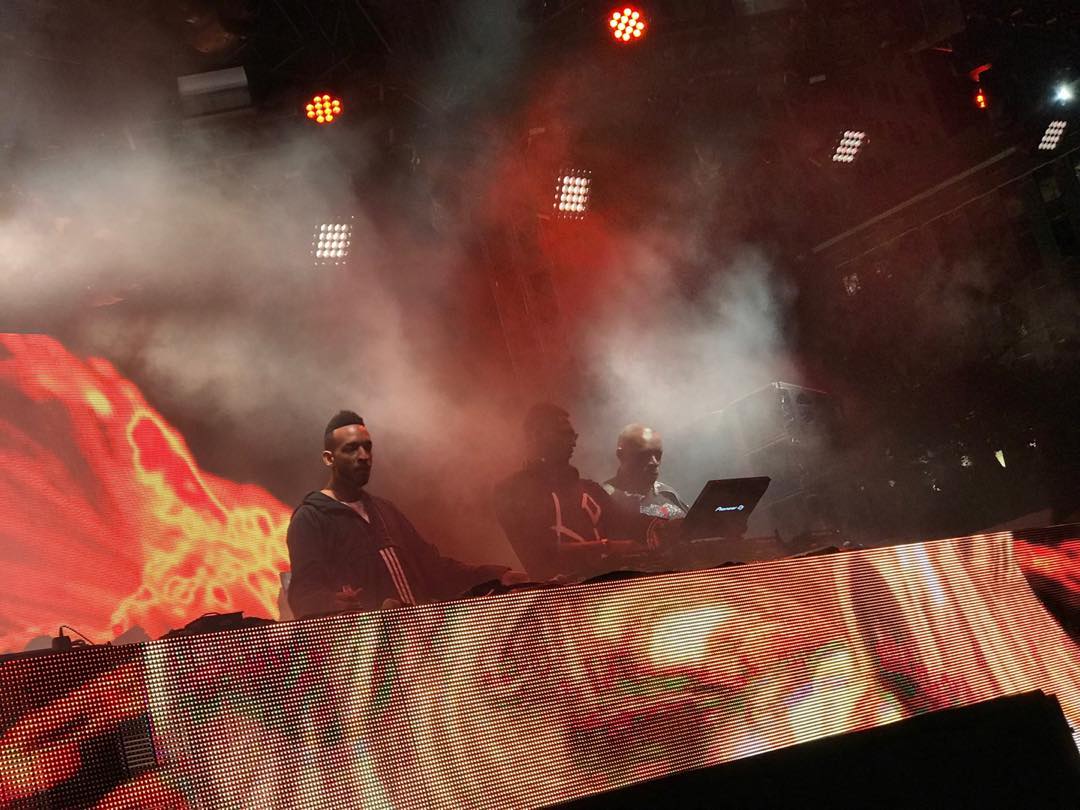 The full Saunderson Experience right here! 🔥🕶️💥 <a href="/kevinsaunderson/">Kevin Saunderson</a> <a href="/saundersonbro/">The Saunderson Brothers</a>