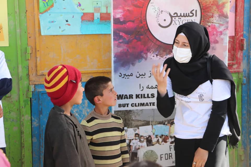Bottom-up approaches are more fundamental in nature!
Teaching kids about Global Warming, Environment, Health 

#fffAfghanistan #fridaysforfutureAfghanistan #Afghannature #GretaThunberg  #actonclimate #climatechange #climatechangeafghanistan #urbanchallenge #climateactionnetwork