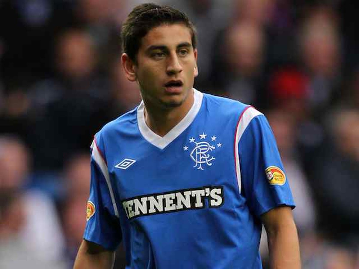 Happy birthday Alejandro Bedoya      