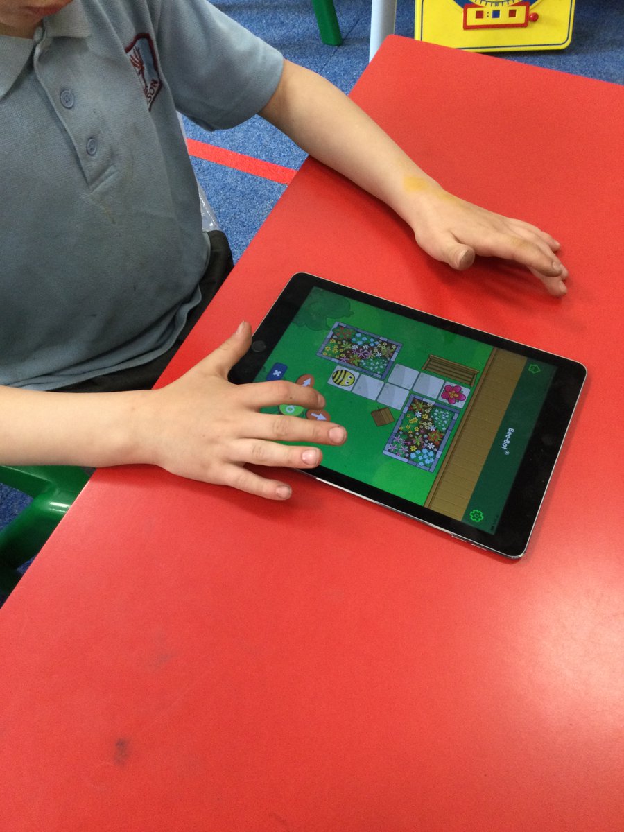EllisonPrimary's tweet image. Today Year 2 took part in a coding lesson. We were able to control motion by specifying the number of steps to travel, direct and turn our Beebots. We also used our iPad Beebot application and took it in turns to move the Beebot around different settings. #Ellisoncomputing