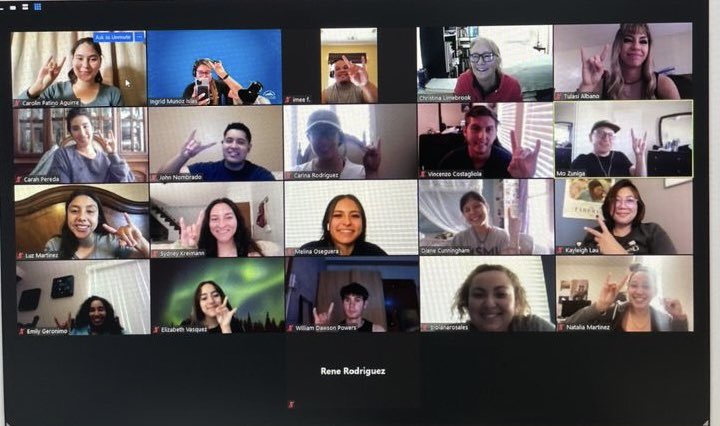 CSUSBofye's tweet photo. We had so much fun during our first two Transfer Orientation LIVE! sessions yesterday, we’re doing it again today! Welcome to CSUSB! #CSUSBOrientation #CSUSB #WelcomeToThePack 🐾 @CSUSBNews @csusb_transfer https://t.co/D1tI0hTQwI