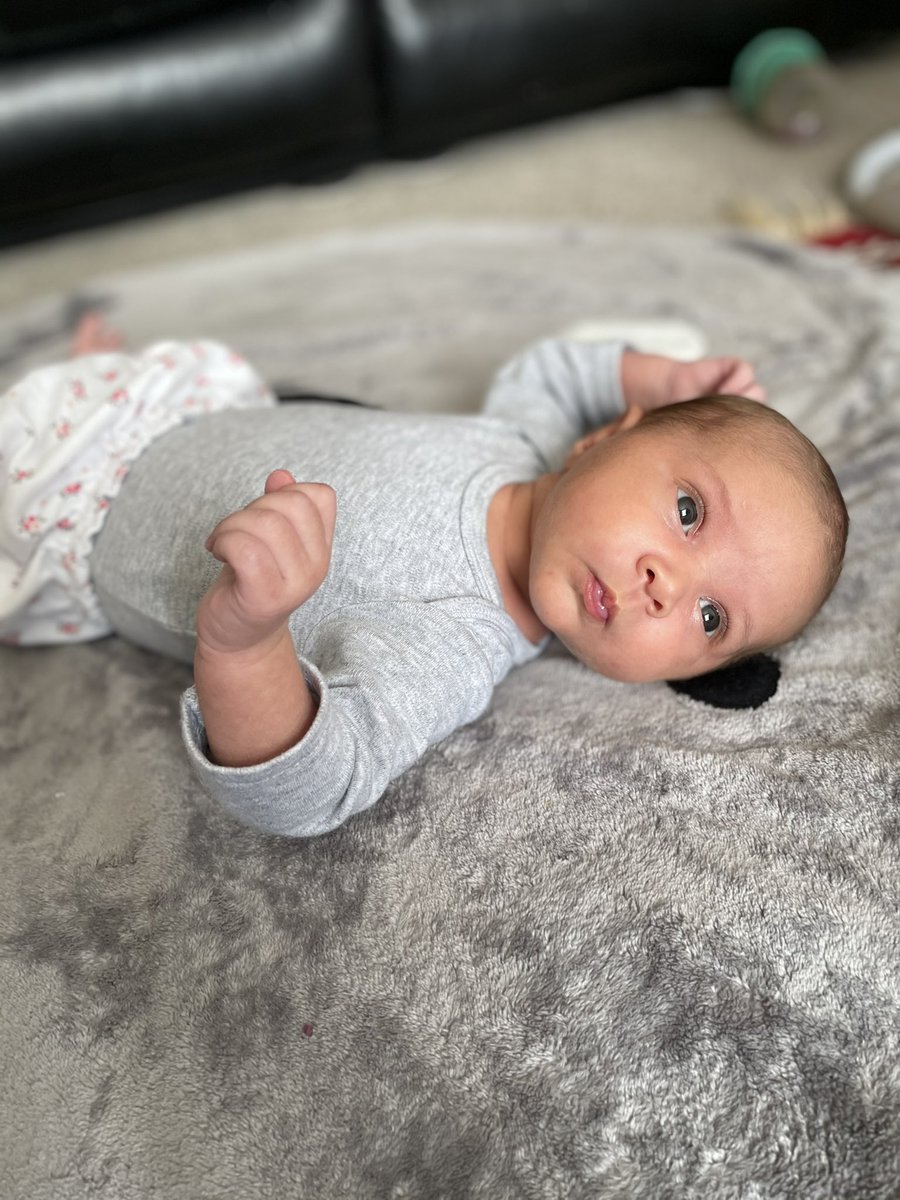 NBeauLeher's tweet photo. My beautiful daughter Charlotte. I can’t believe you will be one month in a week! https://t.co/URFH06lnbM