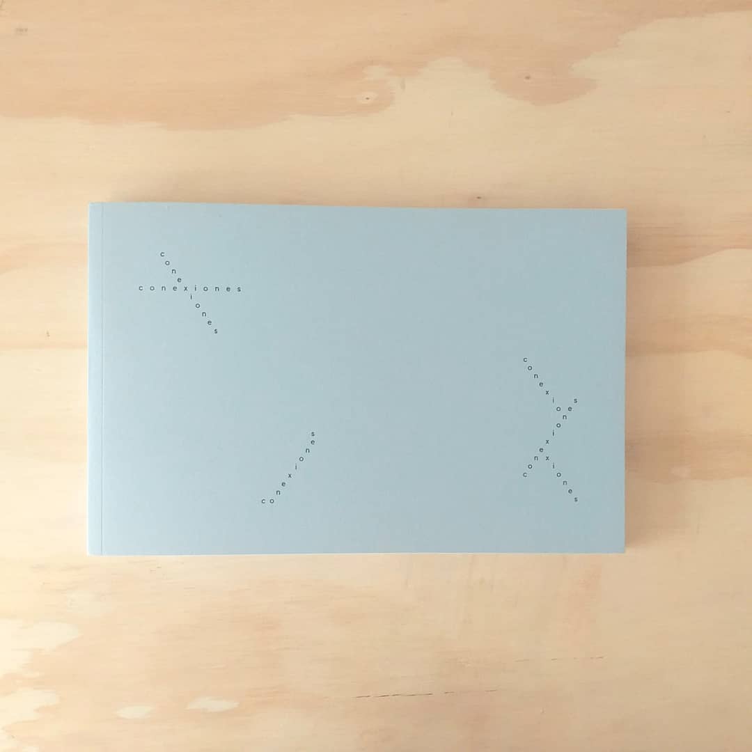 Fotografía perteneciente al libro "Conexiones", de Nicolás Consuegra y Enrique Ramírez Botero, publicado por Tangrama.

Disponible en ladiligencialibros.com/producto/conex… y en tu librería más cercana. 

#fotografia #ciudad #libros #editorialesindependientes #conexiones