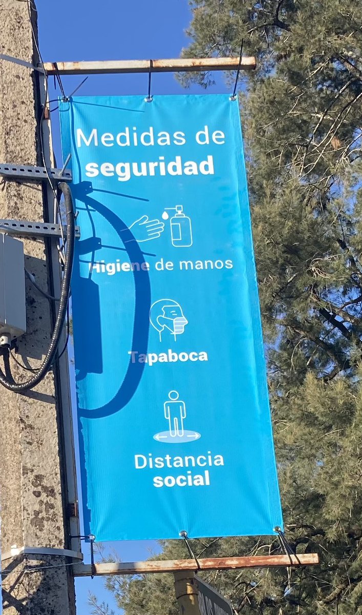 juanjolema22's tweet photo. CARTELERIA PREVENTIVA
Recordemos cuidarnos y respetar los protocolos #NosCuidamosEntreTodos #LogisticaIDF @g_lopezmendez https://t.co/devcbaux5g