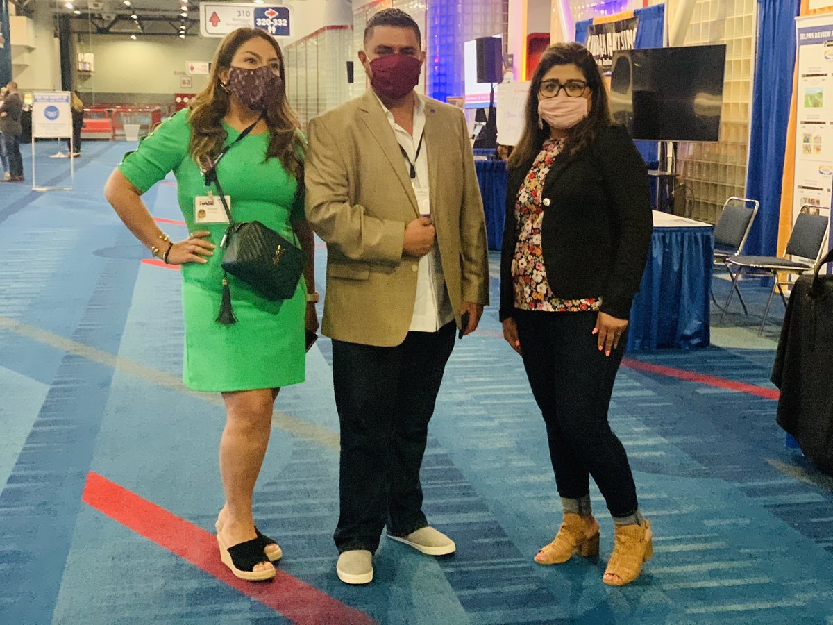 Attending #NABE2021 Jazz Concert! #AFT <a href="/NABEorg/">NABE- National Association for Bilingual Education</a> <a href="/MsV210_/">Viviana</a> <a href="/profe_c/">Cesar Moreno Perez</a>