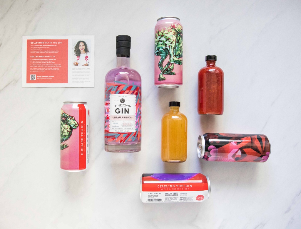 We have some amazing moms, mentors, role models and friends in our lives, and what better way to show our appreciation than by sending them delicious drinks right to their door! Pre-order a #MothersDay kit for your loved one today!⁠
⁠
For more info bit.ly/2PxMBD7