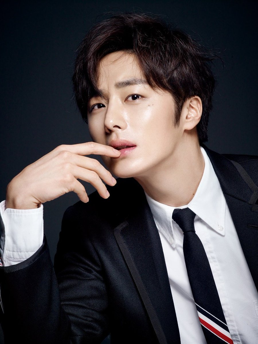 корейский чон. Rain актер корейский. пак чон сок. чон ир-у актер. чо ин сон корейский актёр.